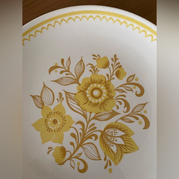 Royal China ‘Jubilee’ Cavalier Ironstone vintage dinner plates - Picture 3 of 5